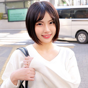心を奪う鮮烈な美しさ！桃瀬さん